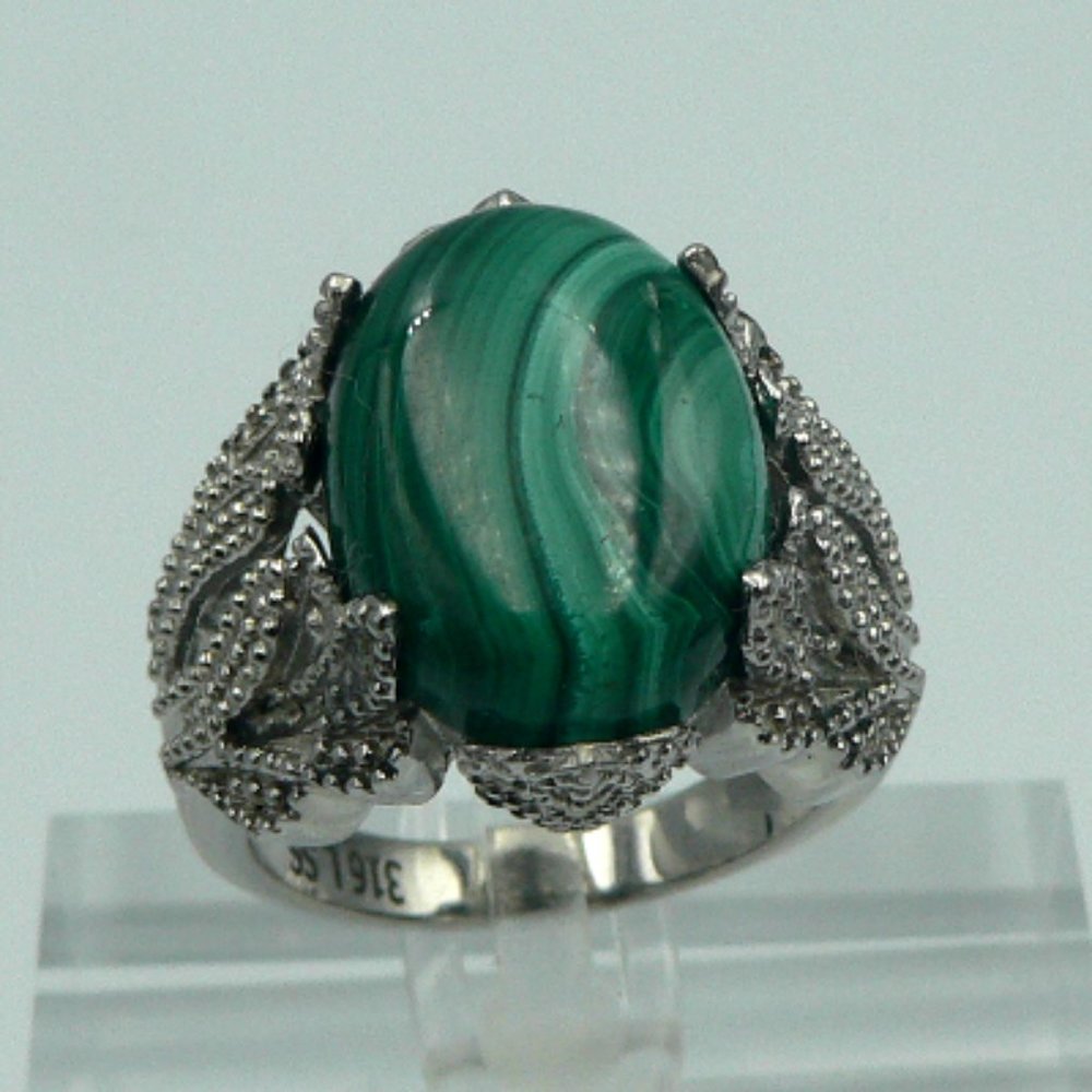Sz 9 Genuine African Malachite Ring NWOT